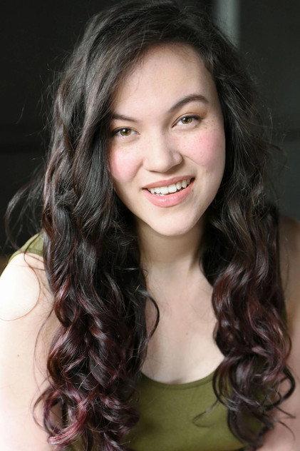 Rhianna DeVries - Actor Profile Photo