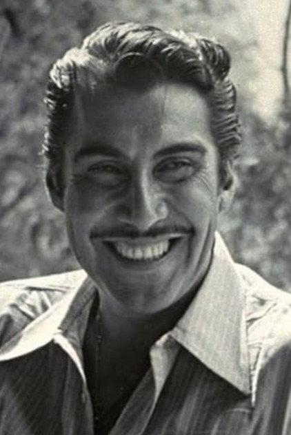 Emilio Fernández - Actor Profile Photo