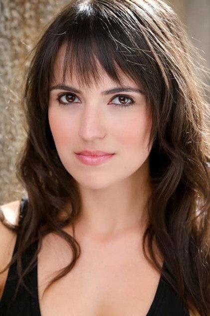 Retta Flanagan - Actor Profile Photo