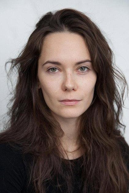 Darya Avratinskaya - Actor Profile Photo