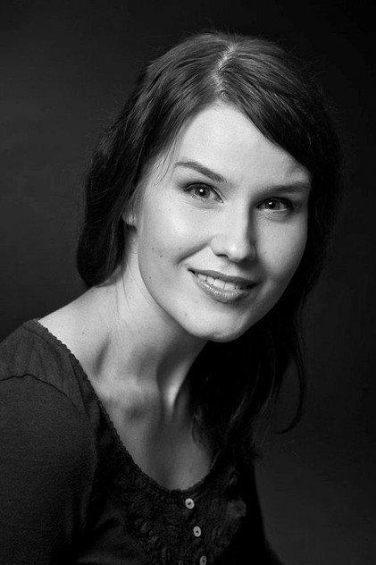 Saana Hyvärinen - Actor Profile Photo