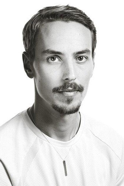 Daniel Mulligan - Actor Profile Photo