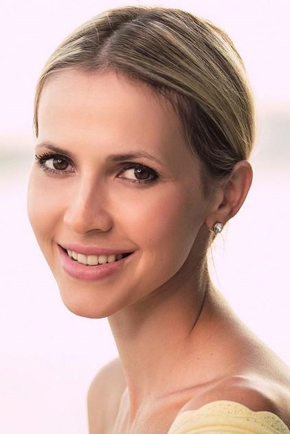 Alina Somova - Actor Profile Photo