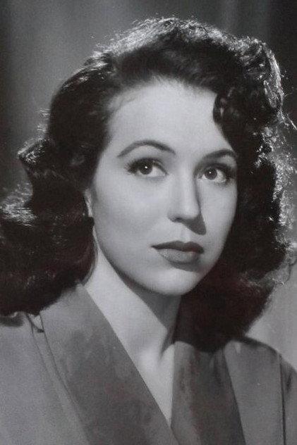 Elena Barrios - Actor Profile Photo