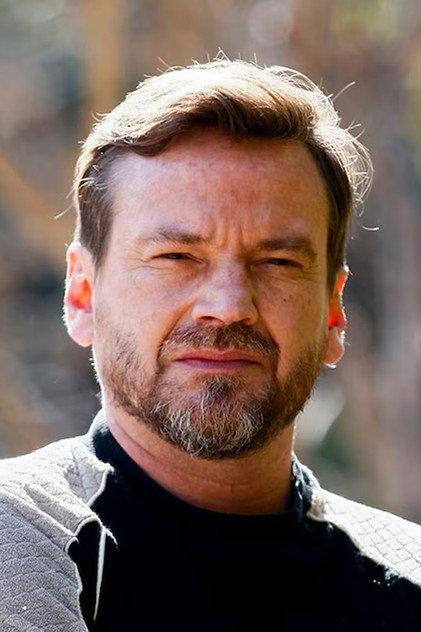 Guillermo Pfening - Actor Profile Photo