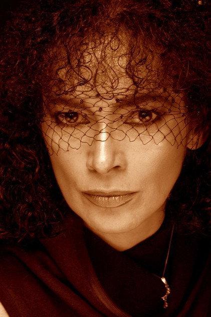 Roxana Guttman - Actor Profile Photo