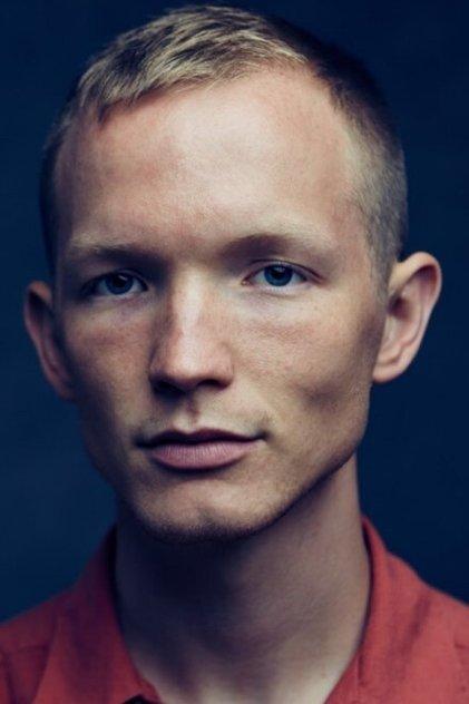 Jefferson White - Actor Profile Photo