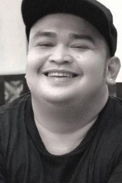 Roni Galoeng - Actor Profile Photo