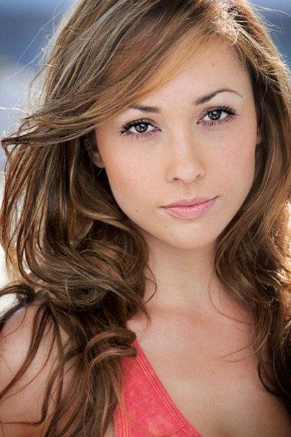 Jennifer Field - Actor Profile Photo
