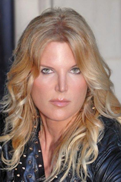 Louise Stratten - Actor Profile Photo