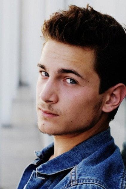 Samuel Schneider - Actor Profile Photo