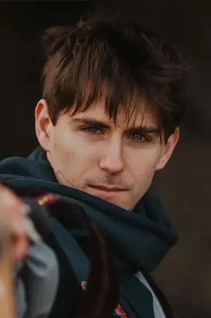 Andrew Pears - Actor Profile Photo