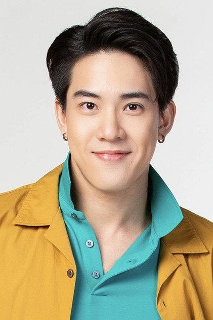 Chatchawit Techarukpong - Actor Profile Photo