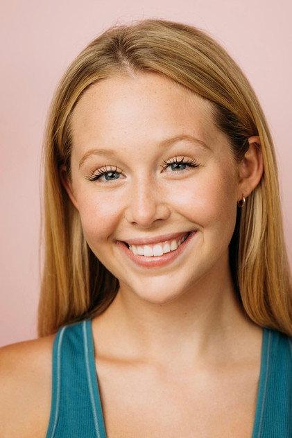Miranda McKeon - Actor Profile Photo