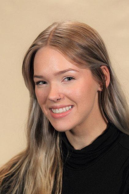 Lizzie Salata - Actor Profile Photo