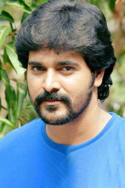 Srinish Aravind - Actor Profile Photo