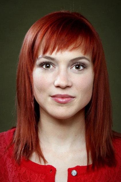 Erika Van Tielen - Actor Profile Photo