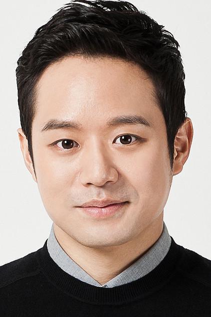 Chun Jung-myung - Actor Profile Photo