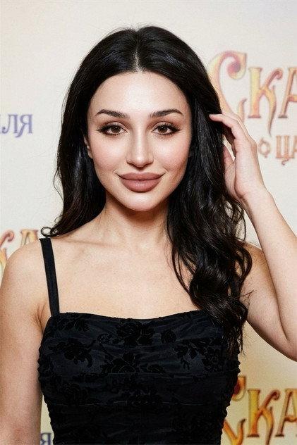 Aylin Baykal - Actor Profile Photo