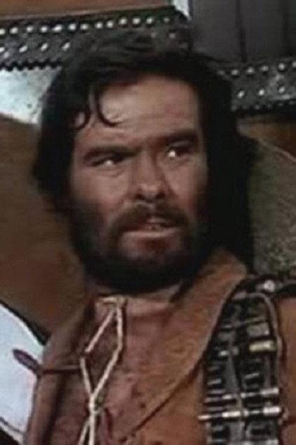Simón Arriaga - Actor Profile Photo