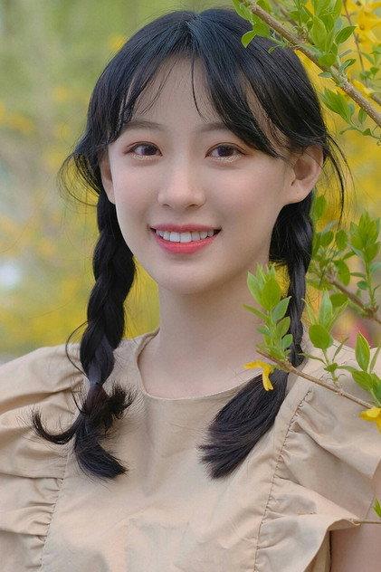 Yang Ruijia - Actor Profile Photo