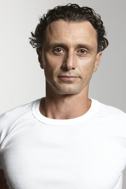 Steve Vella - Actor Profile Photo