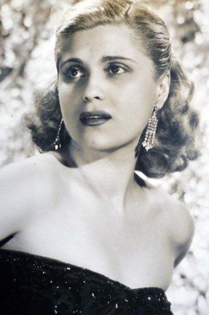 Carmen del Moral - Actor Profile Photo