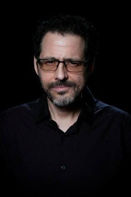 Stephen Scarlata - Actor Profile Photo