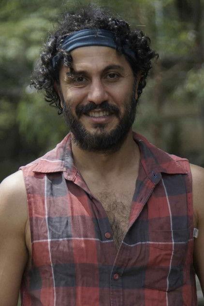 Ara Raad - Actor Profile Photo