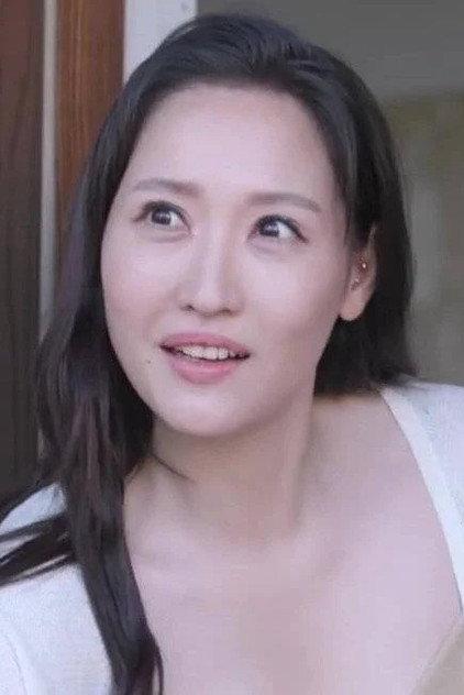 Soo Jung - Actor Profile Photo