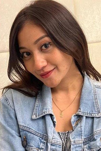 Sri Idrina - Actor Profile Photo