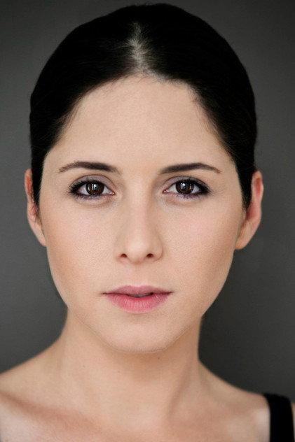 Türkü Hazer - Actor Profile Photo