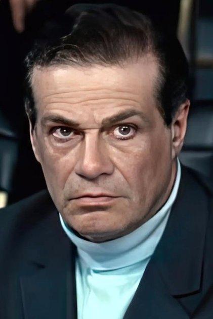 Robert Favart - Actor Profile Photo