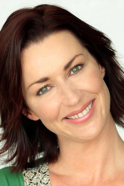 Stephanie Paul - Actor Profile Photo