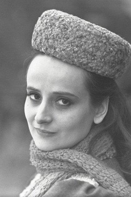 Anna Nagy - Actor Profile Photo