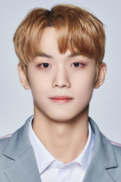 Yaron Qiu - Actor Profile Photo