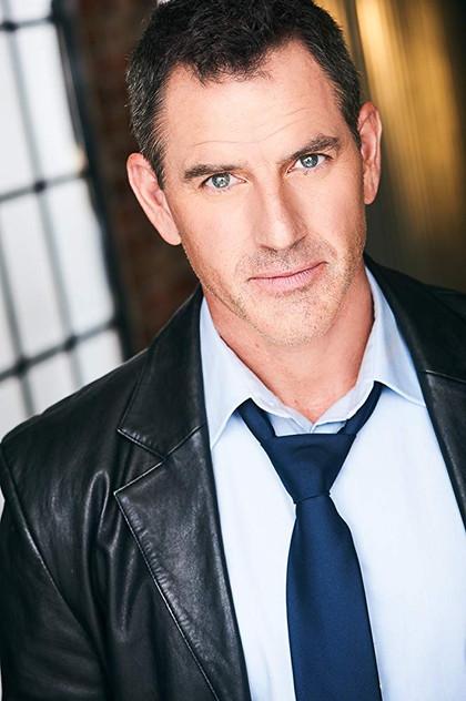 Chris Kalhoon - Actor Profile Photo