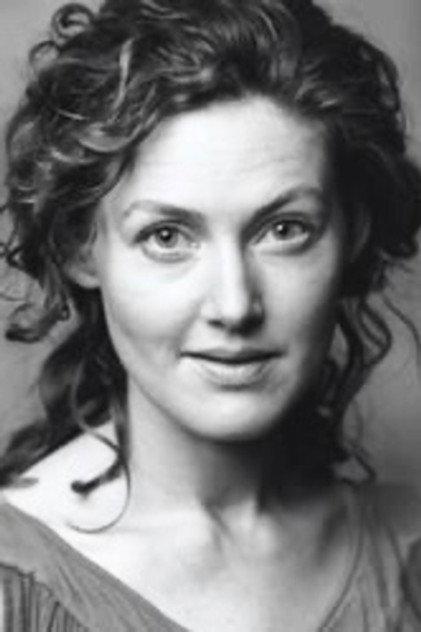 Emma Cleasby - Actor Profile Photo