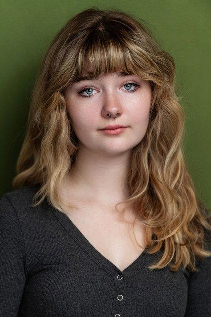 Tali Russell - Actor Profile Photo