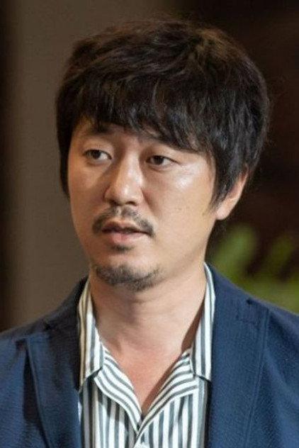 Hirofumi Arai - Actor Profile Photo