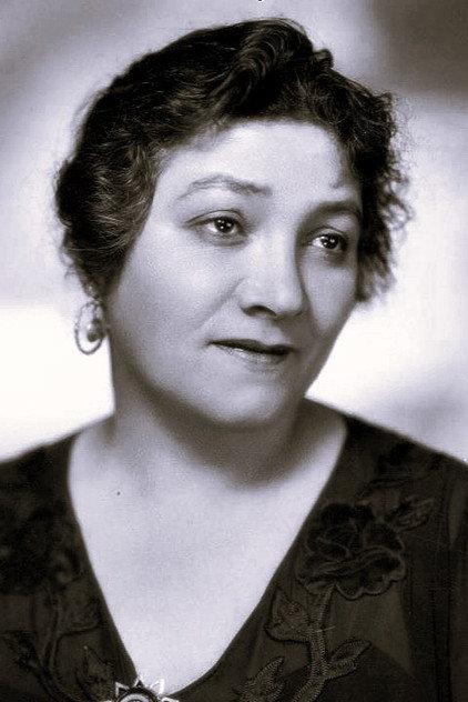 Vera Gordon - Actor Profile Photo