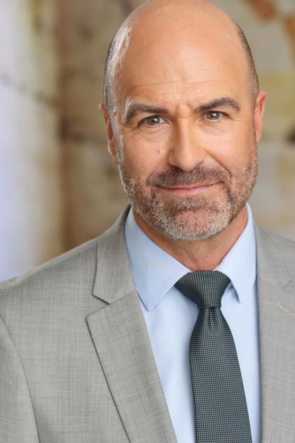 Stephen Saux - Actor Profile Photo