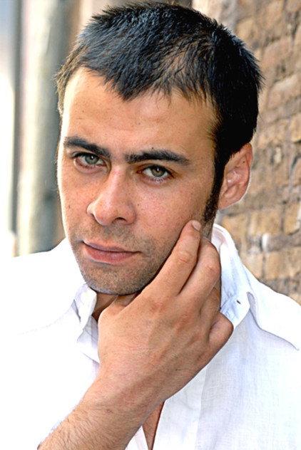 Manfredi Saavedra - Actor Profile Photo
