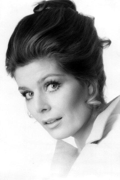 Dorothee Parker - Actor Profile Photo