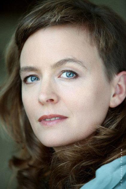 Delphine Lanza - Actor Profile Photo