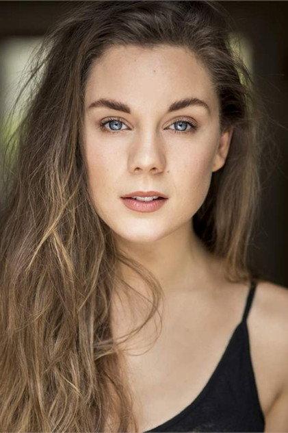 Becky McEwan - Actor Profile Photo