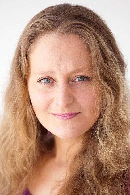 Amalia Calder - Actor Profile Photo