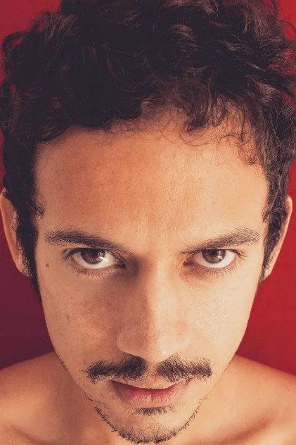 Vinícius Tavares - Actor Profile Photo