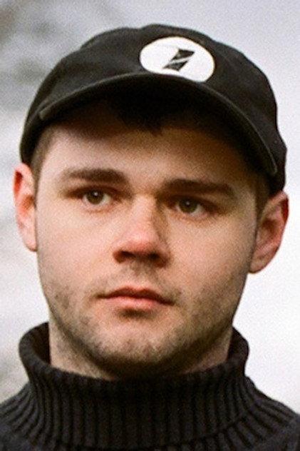 Gus Lobban - Actor Profile Photo