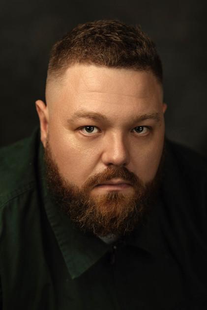 Willie Ludik - Actor Profile Photo